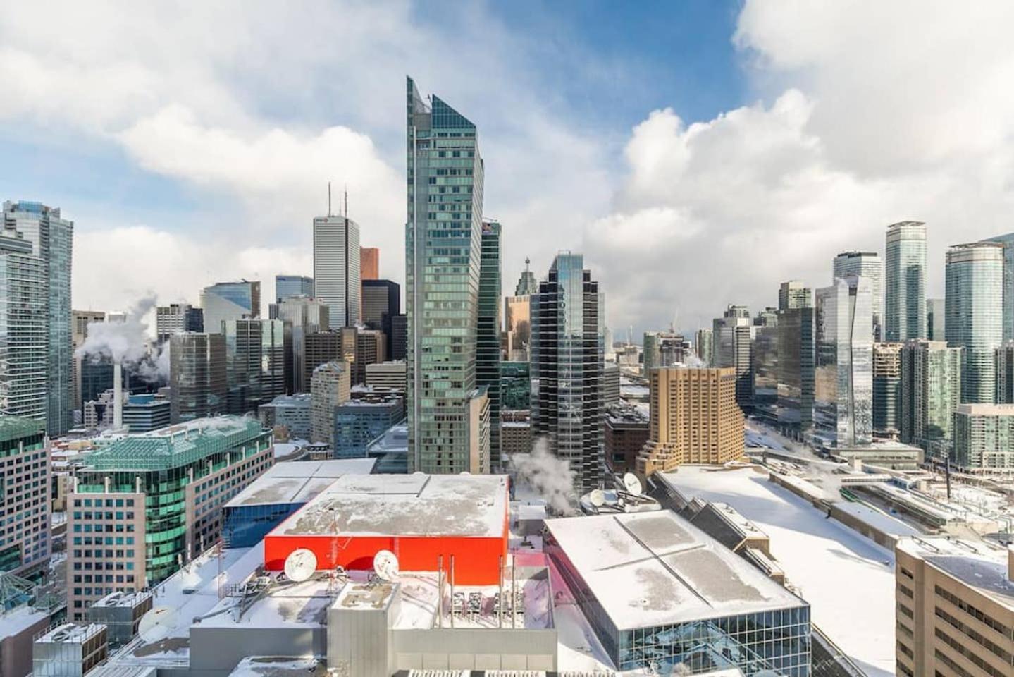 Luxury 1Br Condo - King Bed With City Views Toronto Exterior photo